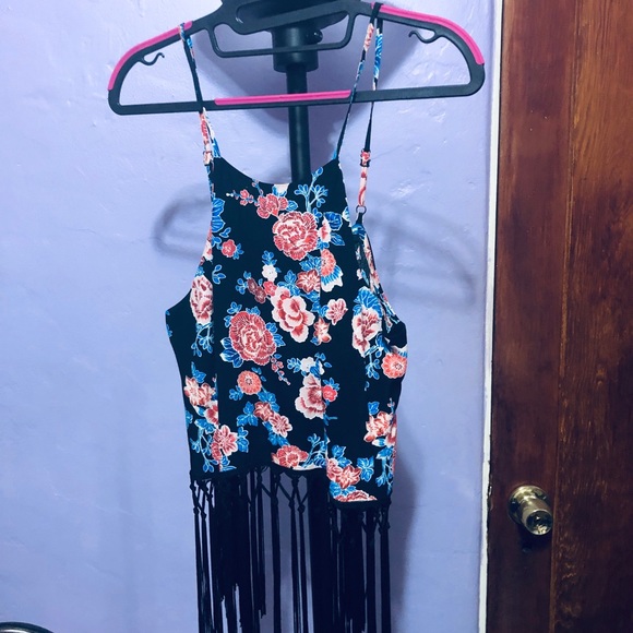 ❌SOLD❌Forever 21 Floral Fringe Top - Picture 3 of 7